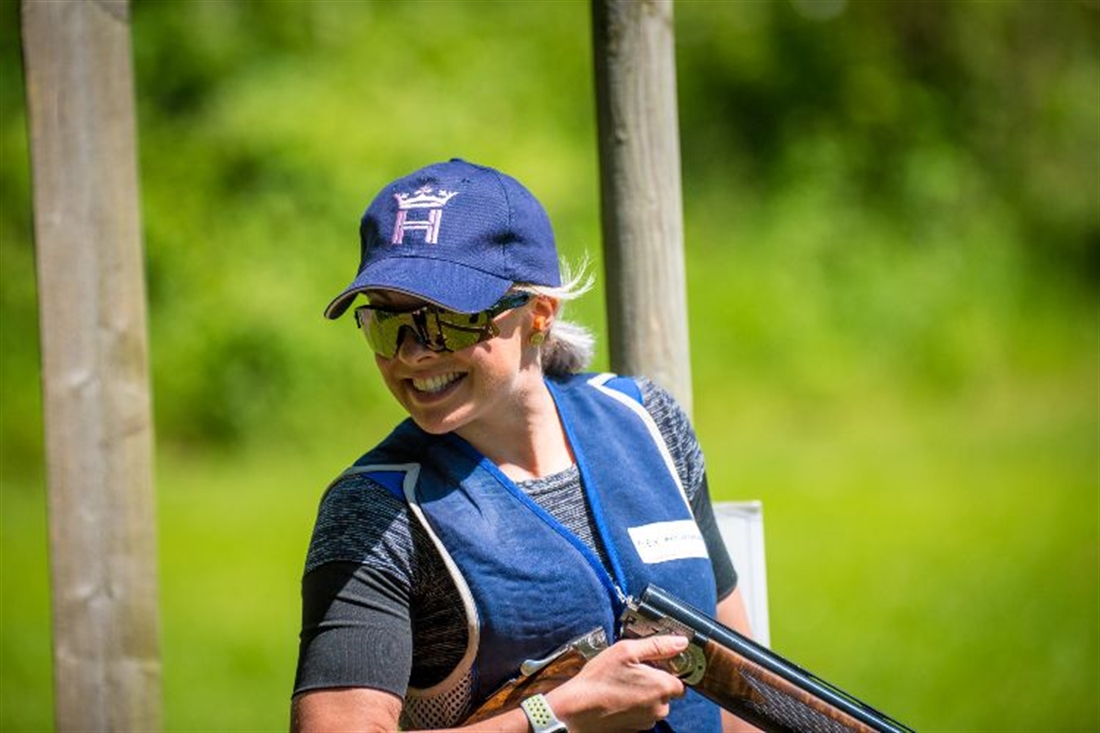 Increasing the visibility of women in shooting